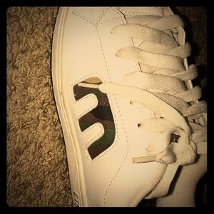 Etnies men’s skate shoes